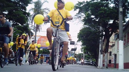 Estilo de vida, com os  amigos, ciclismo em grupo, passeio ciclístico da Primavera em Taubaté, SP, Brasil