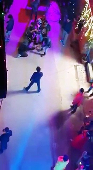 #SRK [ @iamsrk ] on the sets of song for #FAN in Delhi