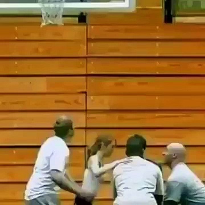 WHA KYA GOL HAI