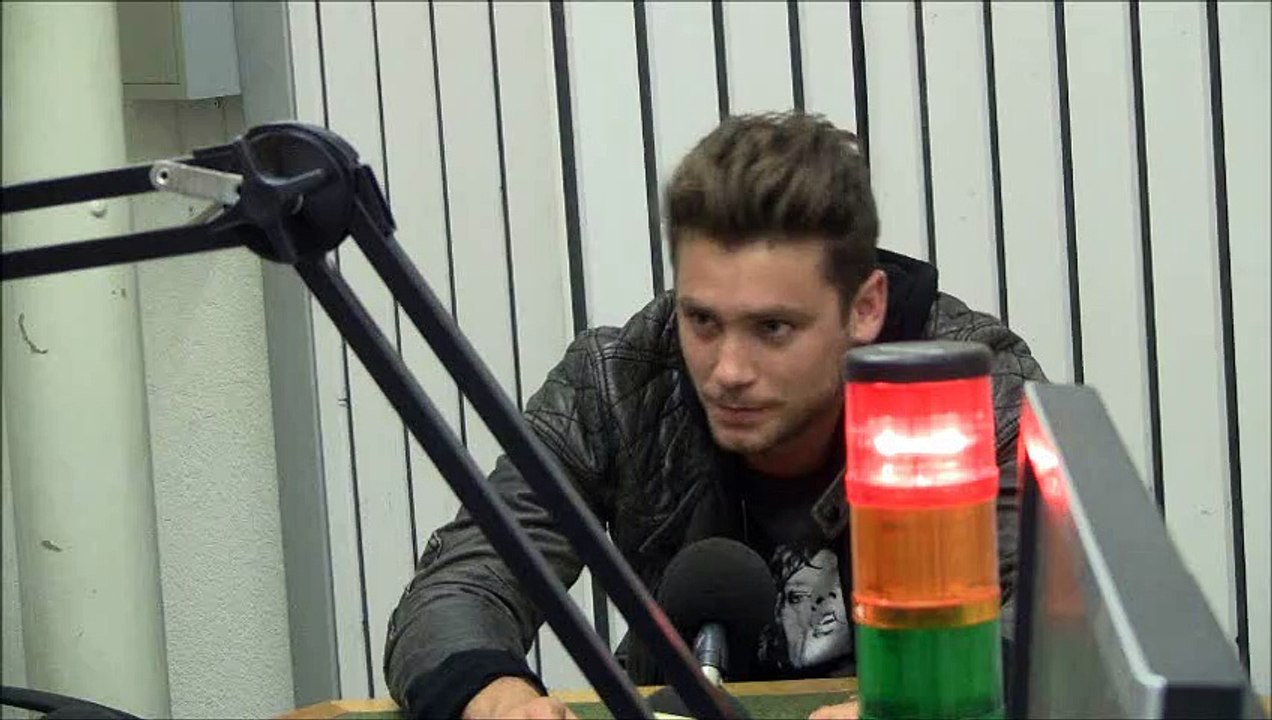 Bastian Baker - Radio Munot - Funny mix Interview - Songs 11.09.2013