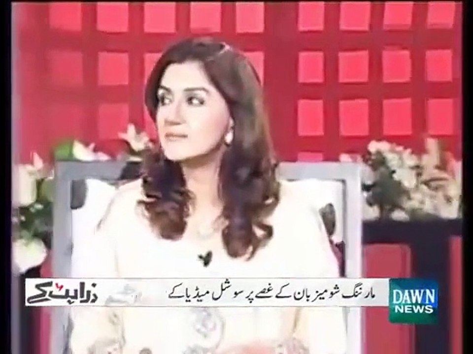 Ayesha Sana criticized on social media after her behind camera leaked video