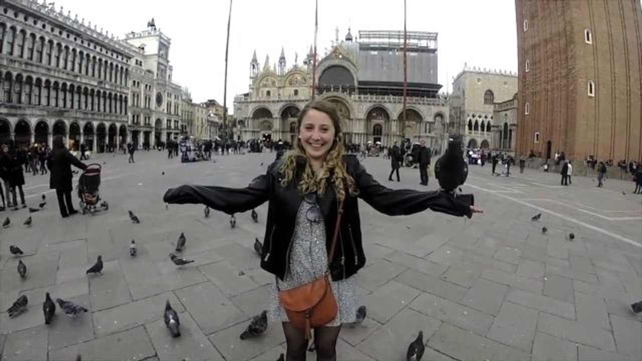 CNT Shorties - People's Choice Third Place: American Girl in Italy