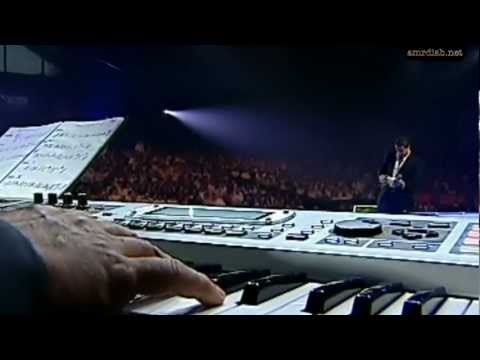 Amr Diab - We Malo Hala Feb 2007 عمرو دياب - وماله هلا فبراير