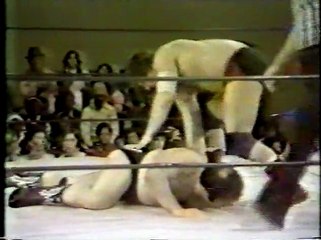 Terry Funk Vs Bill Watts - Tri States 1975