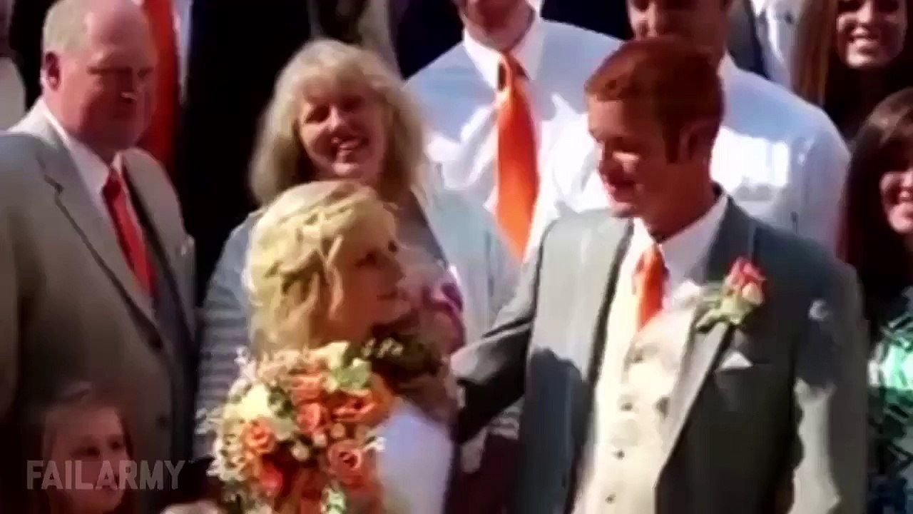 5Ultimate Wedding Fails 2015 Funniest Wedding Fails (5)