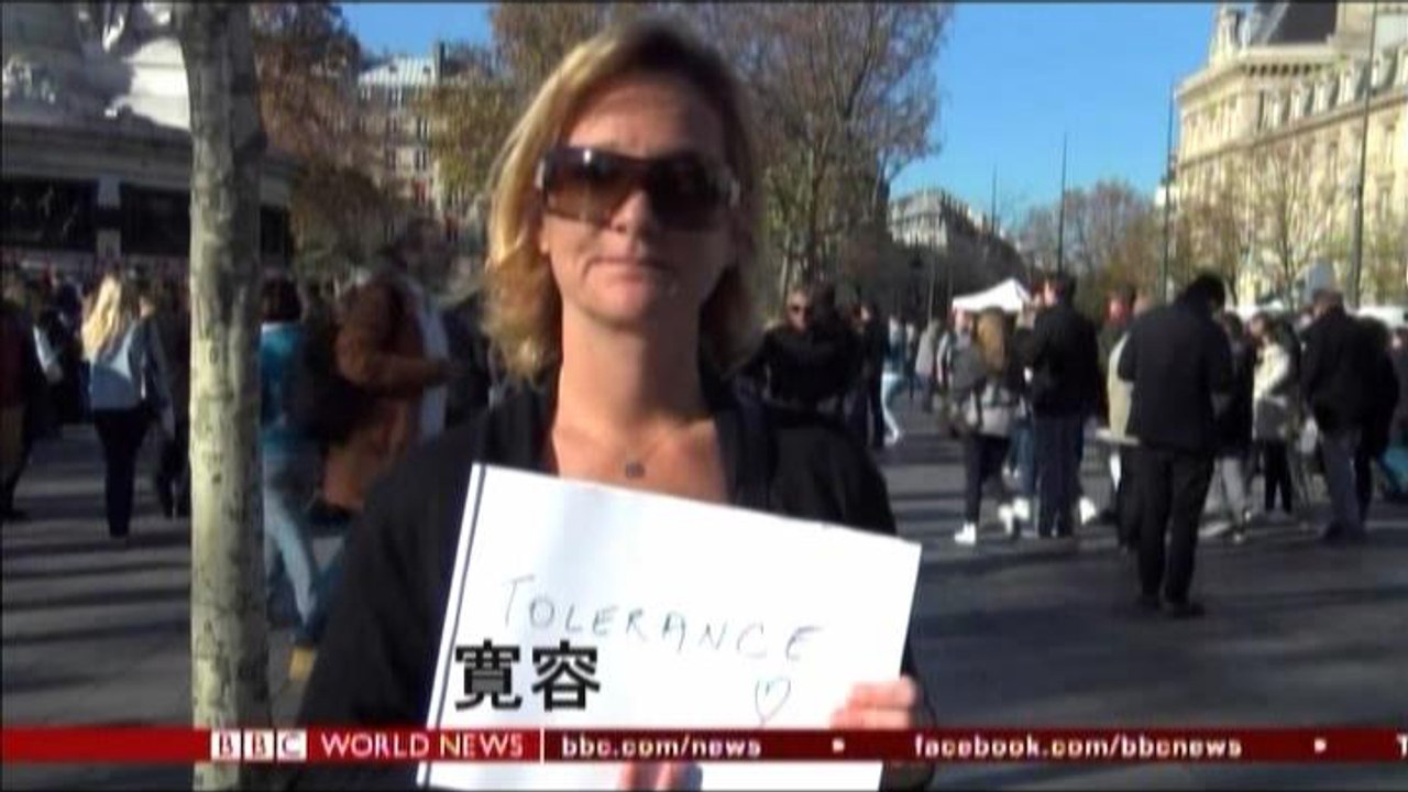 BBC / ETV パリ同時テロ...気持ちを一言で...ジュスティーヌさんの「TOLERANCE」は「寛容」という意味と「忍耐」という意味があります。後半は ♪CRYSTAL CHILDERN (クリスタルチルドレン)です。