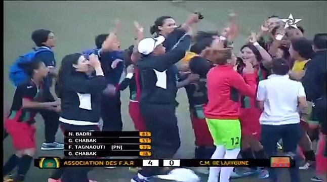 اناث الجيش الملكي يظفرن بكأس العرش بعد فوزهن على النادي البلدي للعيون