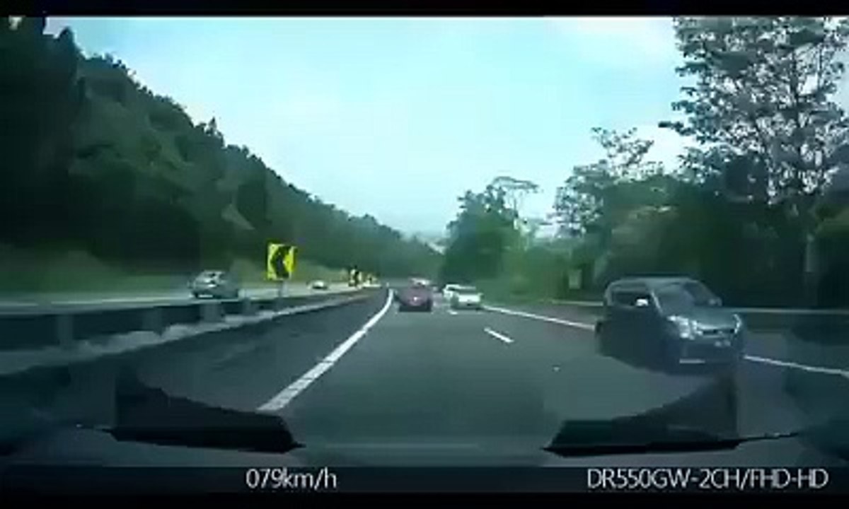 Car accident...Must watch