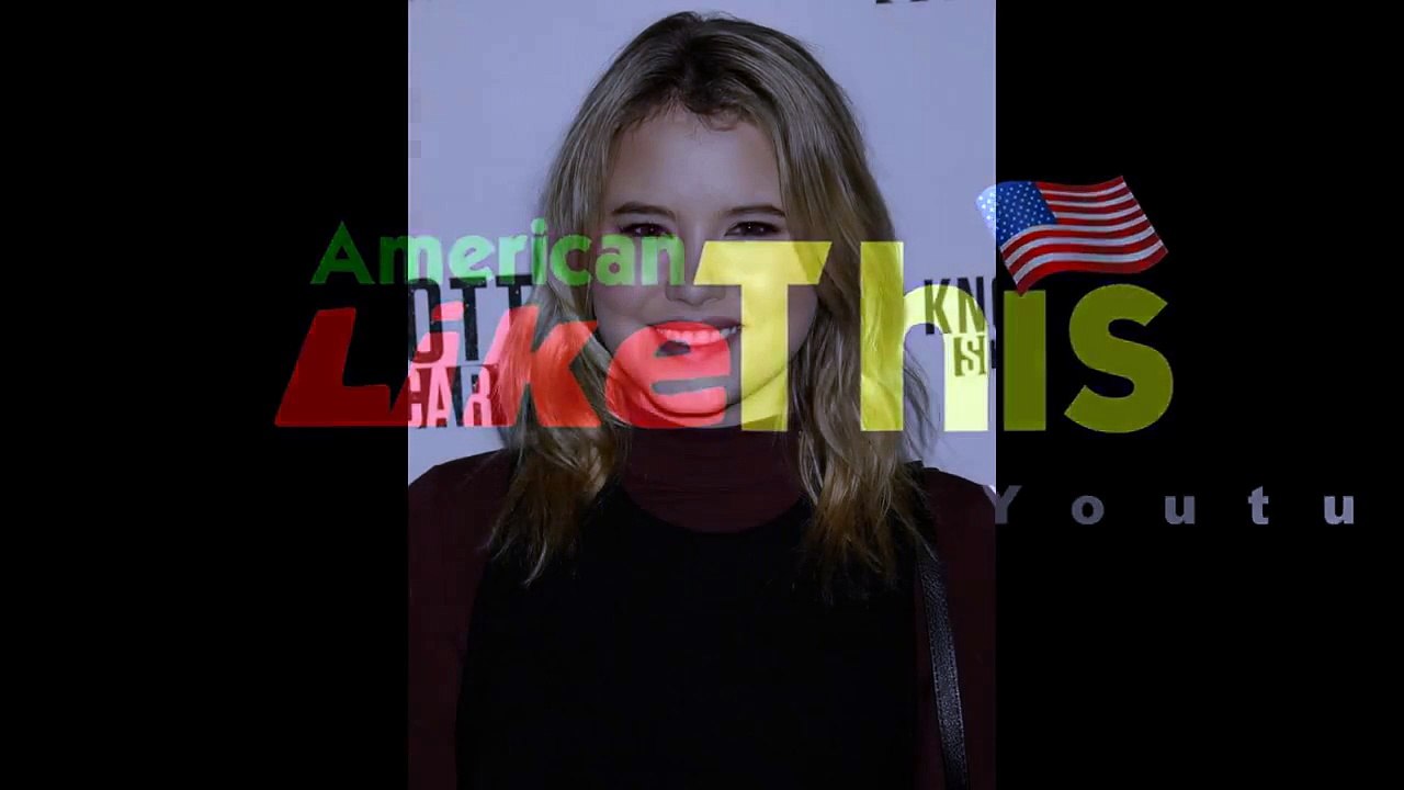 TAYLOR SPREITLER at Knott’s Scary Farm Black Carpet in Buena Park