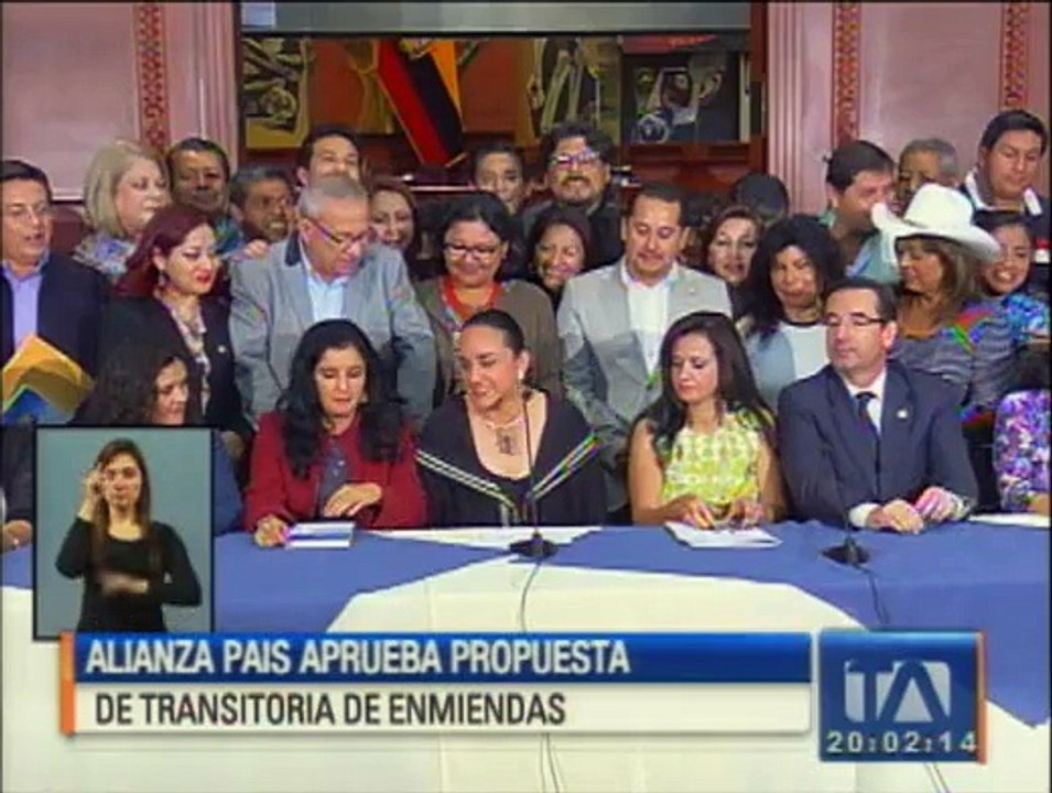 Alianza PAIS resolvió que la reelección indefinida entre en vigencia en mayo del 2017