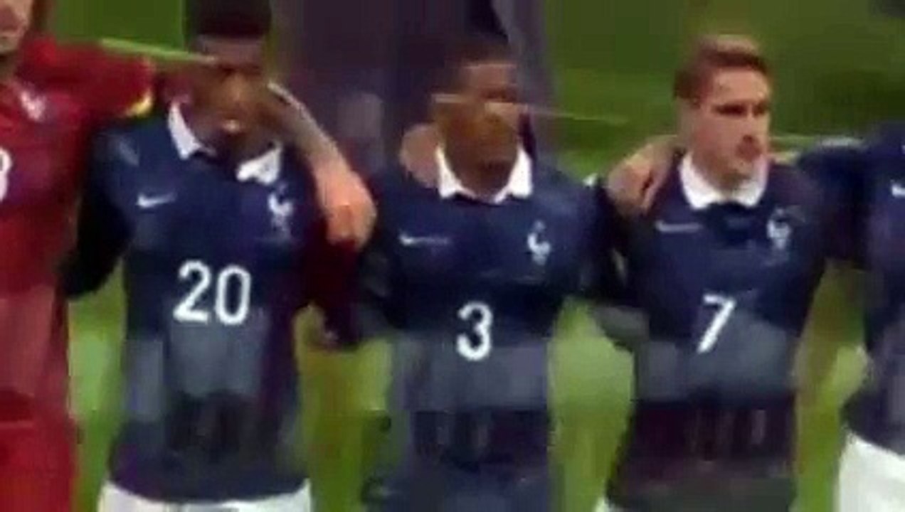 England vs France 2-0 2015 - France and England Fans sing French Anthem La Marseillaise at Wembley