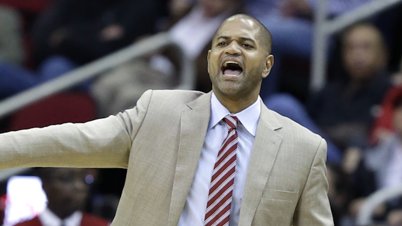 For Three: Bickerstaff’s Houston Debut