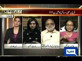 Asma Jahagir Abusing Pak Army During Live Program - 18th Nov 2015