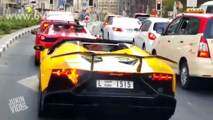 -Siêu bò- Lamborghi bị -nướng chín- vì mải nẹt pô, khạc lửa