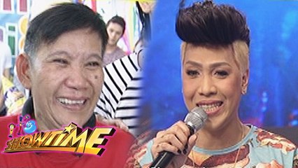 It's Showtime: Vice gives a gift to a fan
