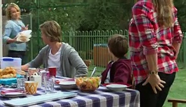 Home and Away 6239 - 19th Novemberr 2015 (HD)