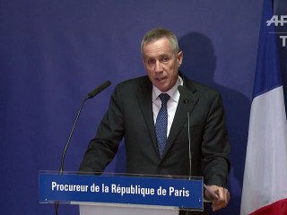 Attentats de Paris: incertitude sur le sort d'Abaaoud "le Belge", état d'urgence en voie d'être prolongé
