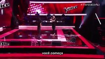 Jessie J sobe ao palco para ajudar concorrente do 'The Voice'