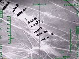 VIDÉO 2 : Des avions militaires russes détruisent des raffineries de pétrole de l'État Islamique