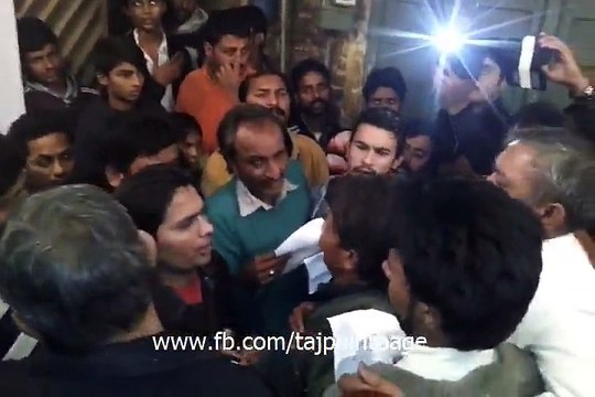 Dard ka Sultan Abid(AS) Aise Gham Mein Choor Hai. 04 Safar 2015-16 At Sajjad Hussain,Ibrar Hussain Qureshi Home