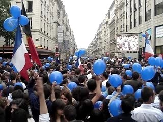Attente des résultats rue de la boetie