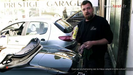 Comment laver sa voiture sans eau avec un shampoing sec