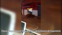 Forte chuva atinge o bairro Nova Brasília, em Cachoeiro de Itapemirim