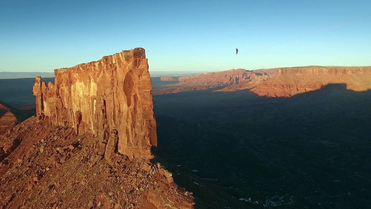Théo Sanson record du monde de slackline en Utah