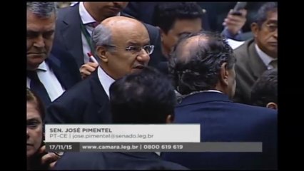 Senador explica acordo sobre clube-empresa