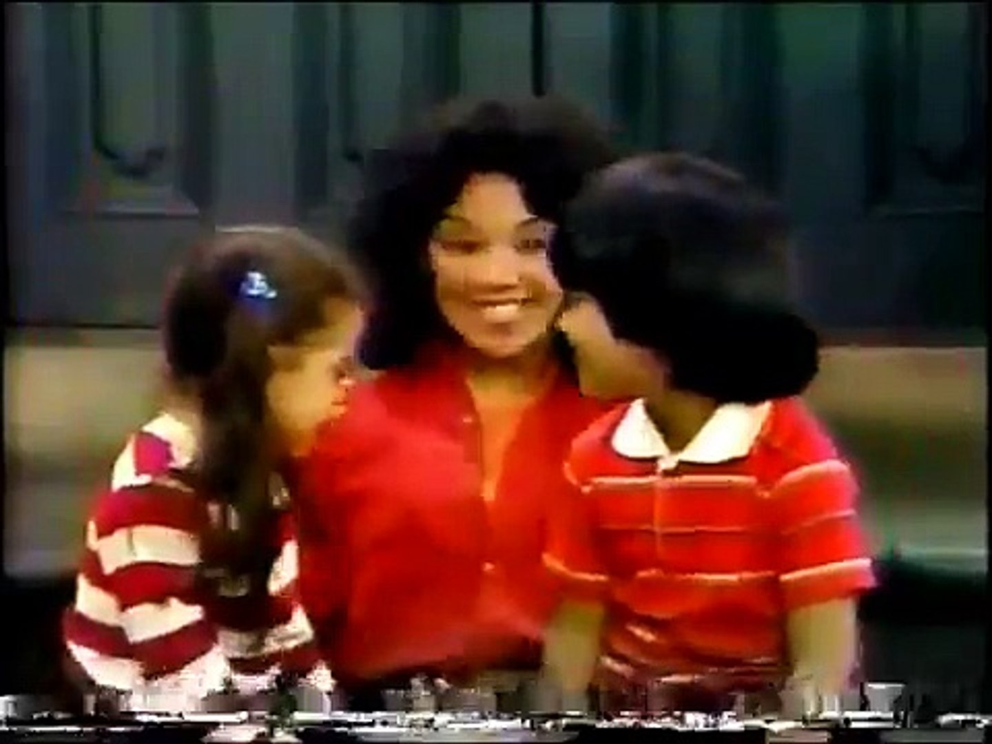 ⁣Classic Sesame Street Spanish Counting Song