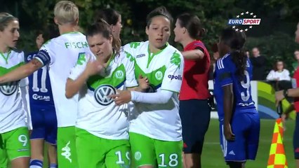 لاعبة كرة قدم تستحق جائزة الاوسكار في التمثيل