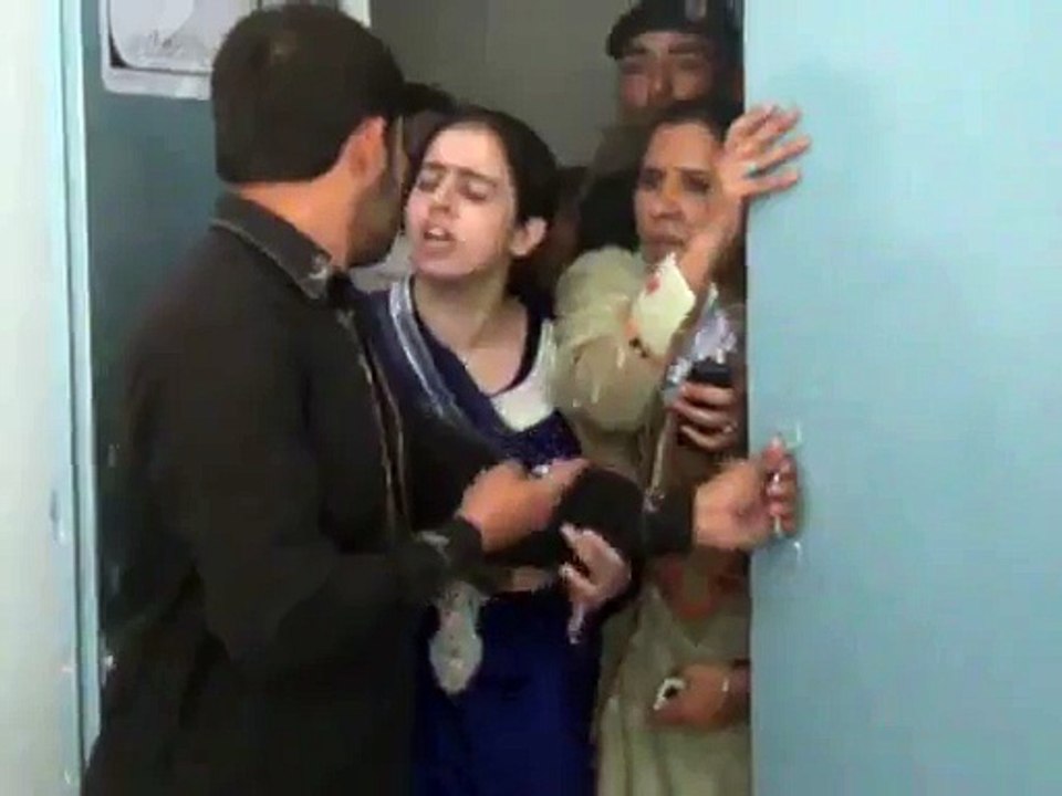 Intresting Video PML -N -STOP VOTING