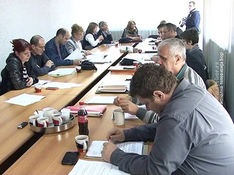 Zakazana sednica SO Majdanpek, 18. novembar 2015. (RTV Bor)