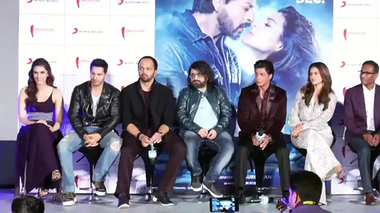 Don't Compare Gerua with Suraj Hua Madham_ Shah Rukh