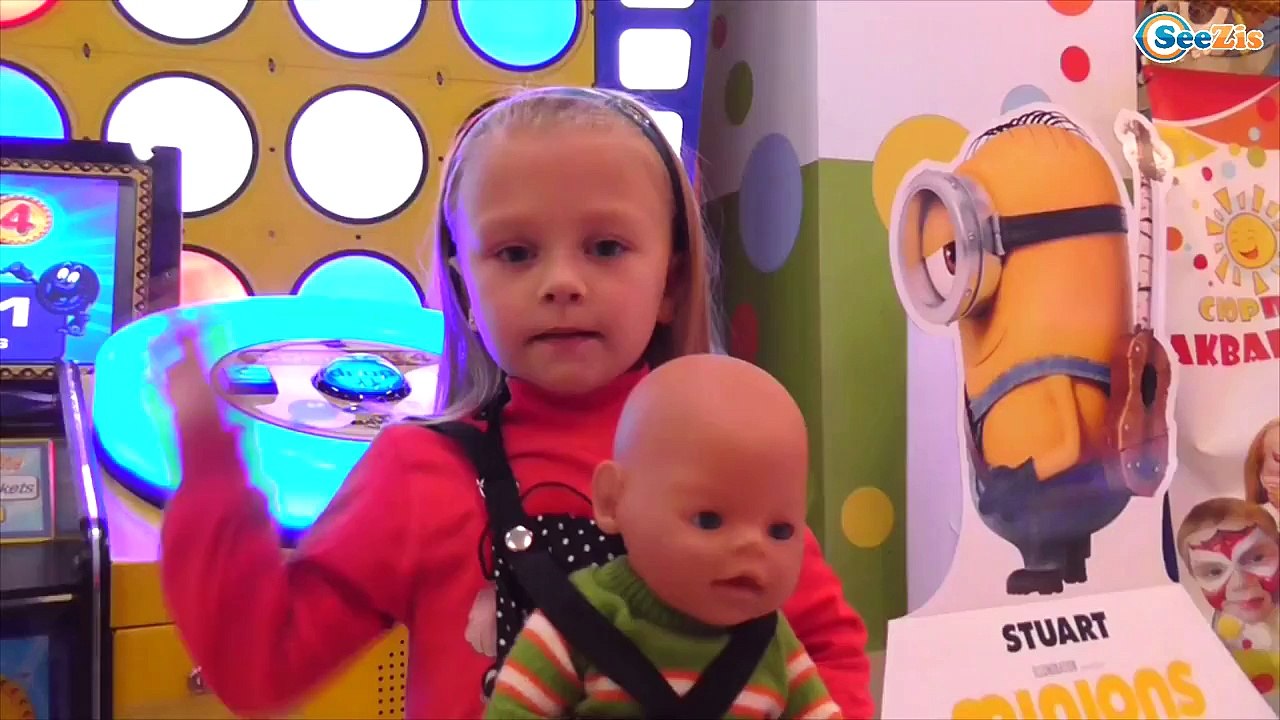 ✔ Кукла Беби Борн и Ярослава. Прогулка на детской площадке в Развлекательном Центре - Baby Born ✔