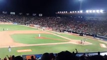 Asistentes al estadio Luis Aparicio gritaron 