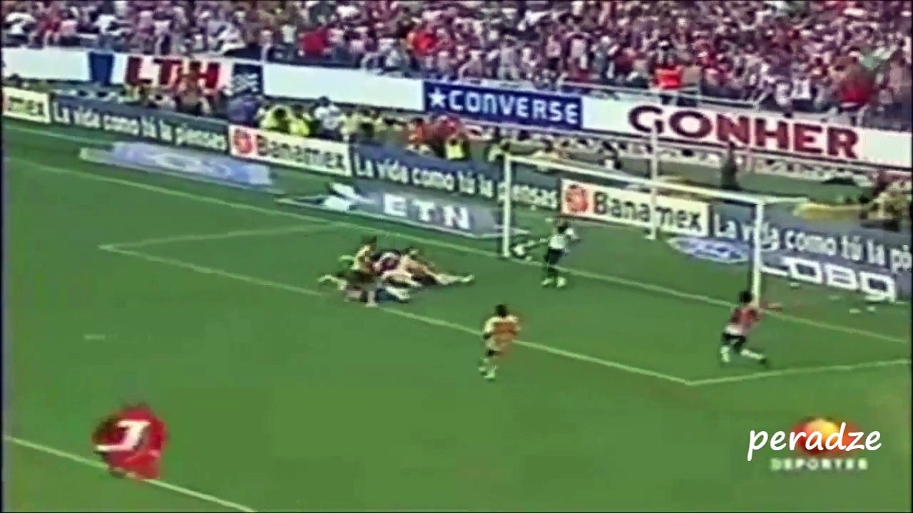 Guillermo Ochoa ● Top 10 Saves