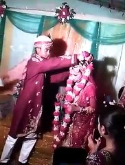 Bacho ki force marriage ho rahi hai lagta hai