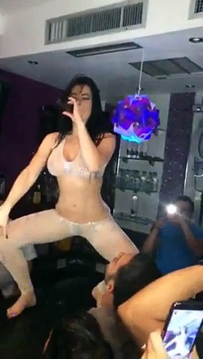 Sexy And Hot Bar Dancer Must Watch HD