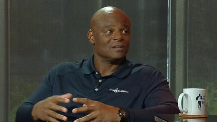 RES: Warren Moon stops by