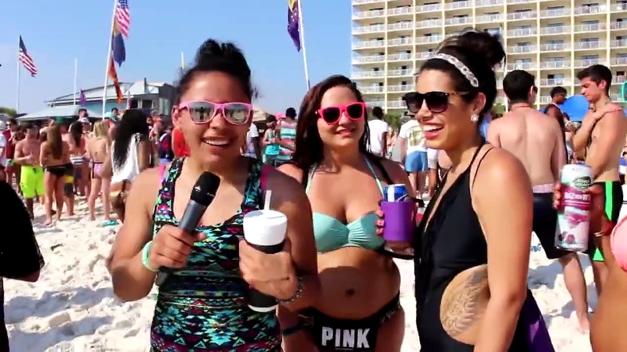 Sexy Girls At The Beach On Spring Break! ➨ (Gone Wild!)