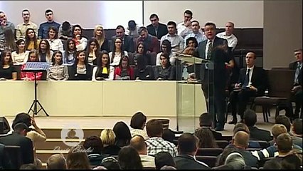 Curajul de a fi altfel-  Nelu Filip