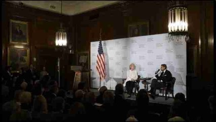 Hillary Clinton propone intensificar el papel militar de EE.UU. para luchar contra el yihadismo