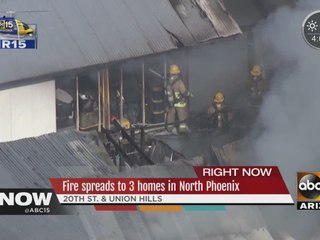 Fire spreads to three home in North Phoenix