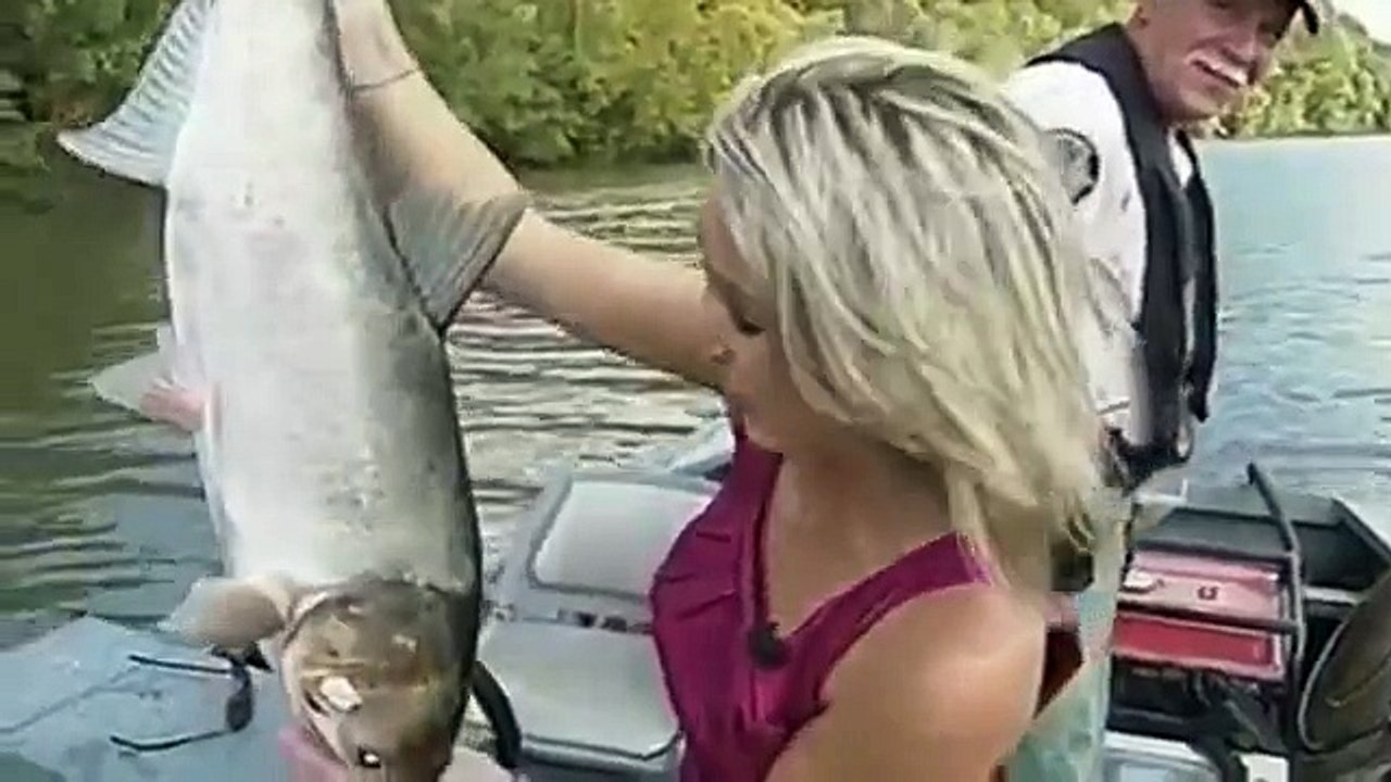 Funny Videos, Epic Fails & Fail Compilation - News Fails - Funny Bloopers