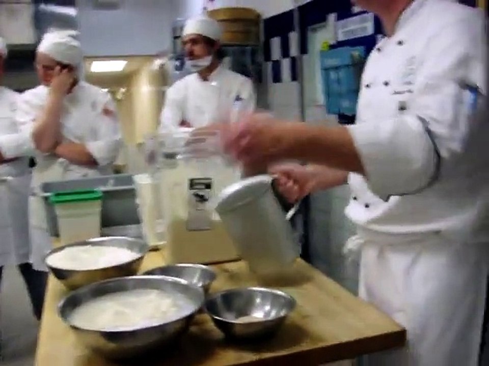 Máy trộn bột ướt, máy trộn bột dẻo, máy trộn bột làm bánh mỳ, bánh bao lh 0934718896