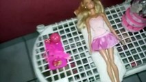 Casa da barbie feita de papelão