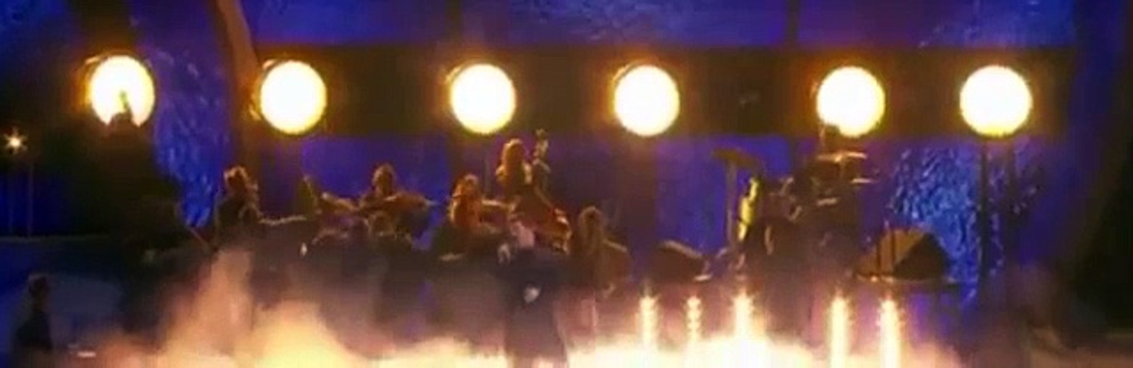 Ricky Martin -  La Mordidita y Disparo Al Coraz...