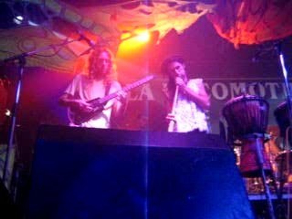 Hilight Tribe@La locomotive