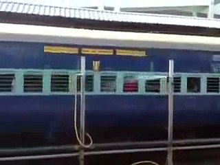 Free Bath Seva By Indian Railway Haha-S6pCMkOQNfY